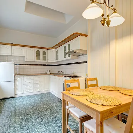 Dom & House - Fiszera Apartment